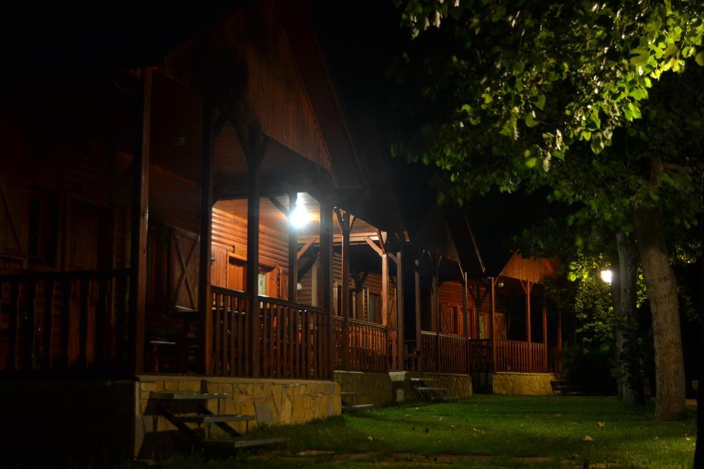 Camping Aneto Benasque Esterno foto